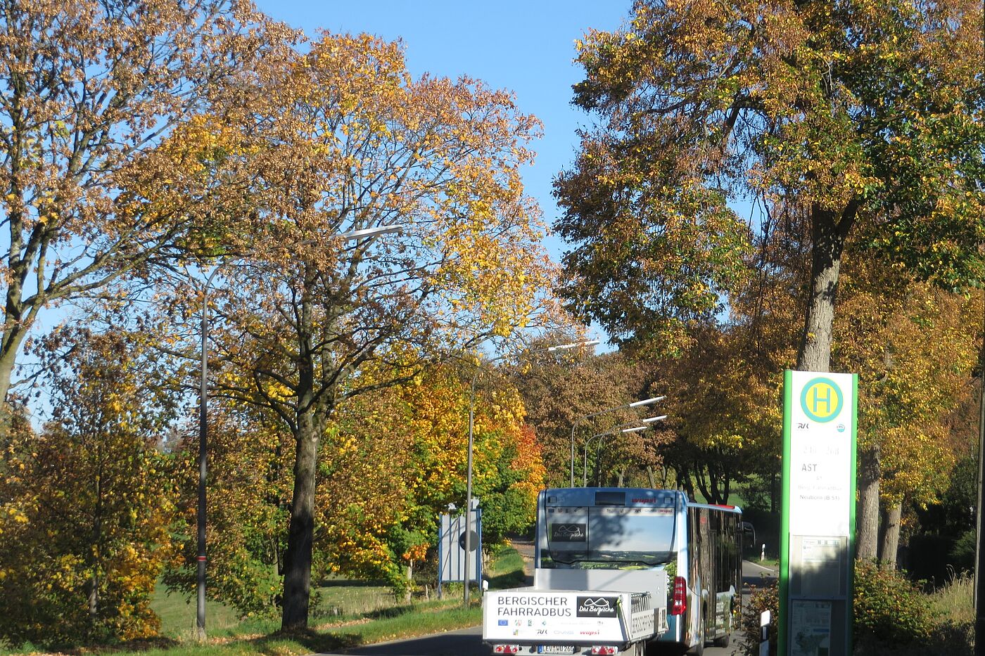 6_Mit_dem_Bus_zur_Neye