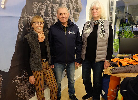 Der neue Vorstand (vlnr) Gisela Häck, Bernhard Werheid, Ingrid Müße