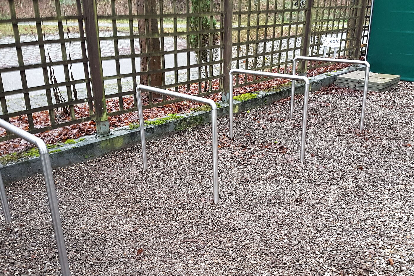 20211217_103130 Radbügel am Haus Eifgen