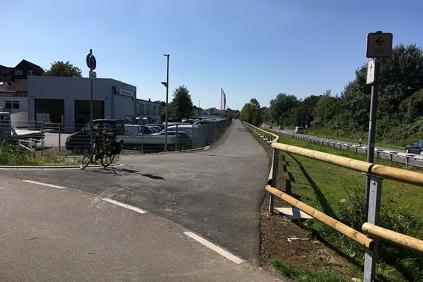 Lückenschluss in Fahrtrichtung Wermelskirchen Lückenschluss in Fahrtrichtung Wermelskirchen