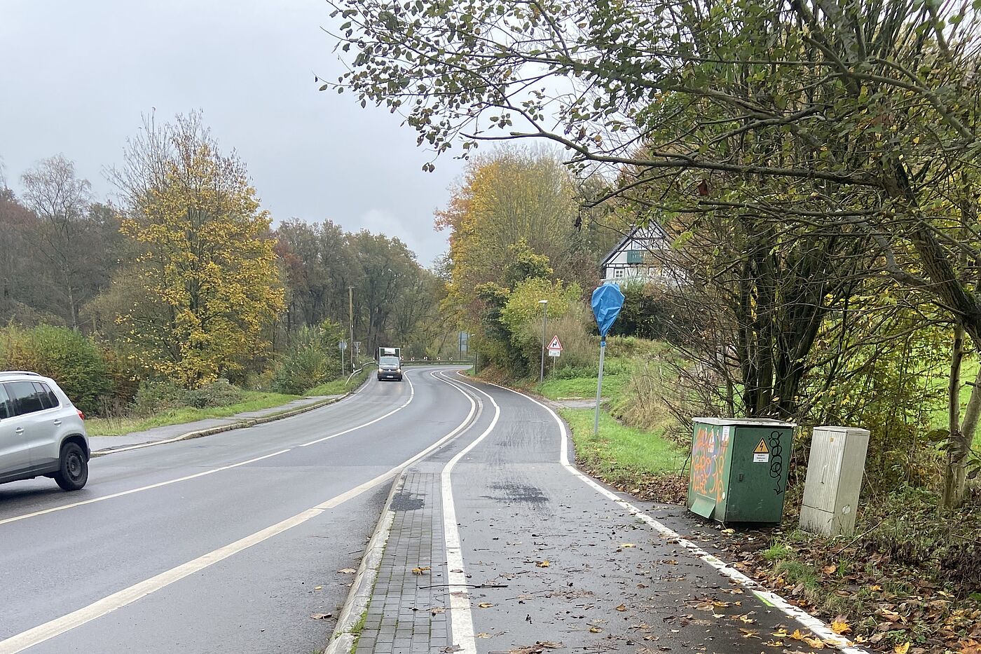 IMG_5261b.JPG Der instandgesetzte Radweg von Odenthal nach Voiswinkel